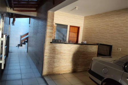 Casa à venda com 3 quartos, sendo 1 suíte, em Jardim Santa Clara, Guarulhos, SP