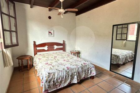 Casa em condomínio à venda com 2 quartos, sendo 1 suíte, em Ogiva, Cabo Frio, RJ