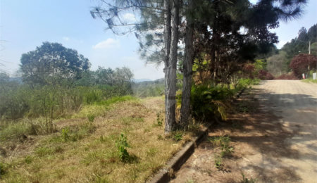 Terreno à venda no condomínio Aútria da Cantareira, Mairiporã - SP