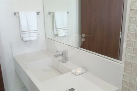 Casa à venda com 4 suítes em Jardim Imperial Hills Iii, Arujá, SP