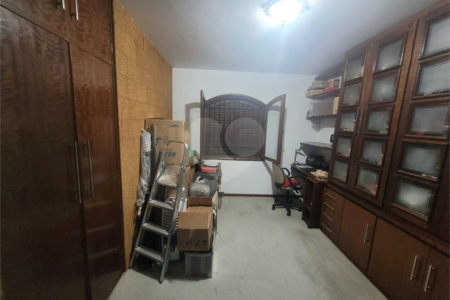 Casa à venda com 4 quartos, sendo 2 suítes, em Planalto Paulista, São Paulo, SP