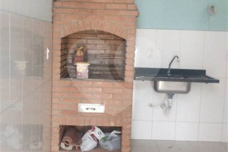 Casa à venda com 3 quartos, sendo 1 suíte, em Parque Industrial, São José dos Campos, SP