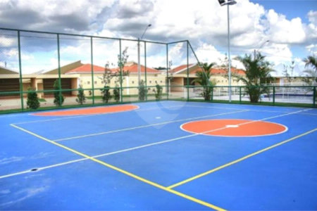 Casa à venda com 3 quartos, sendo 1 suíte,  no condomínio Vila Aracoara, Araraquara - SP