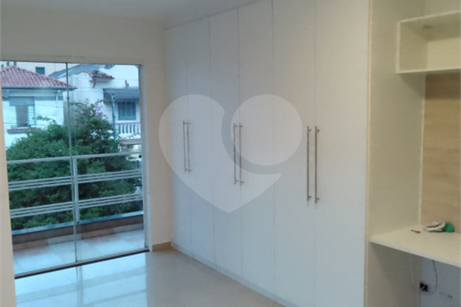 Sobrado à venda com 4 suítes em Vila Guilherme, São Paulo, SP