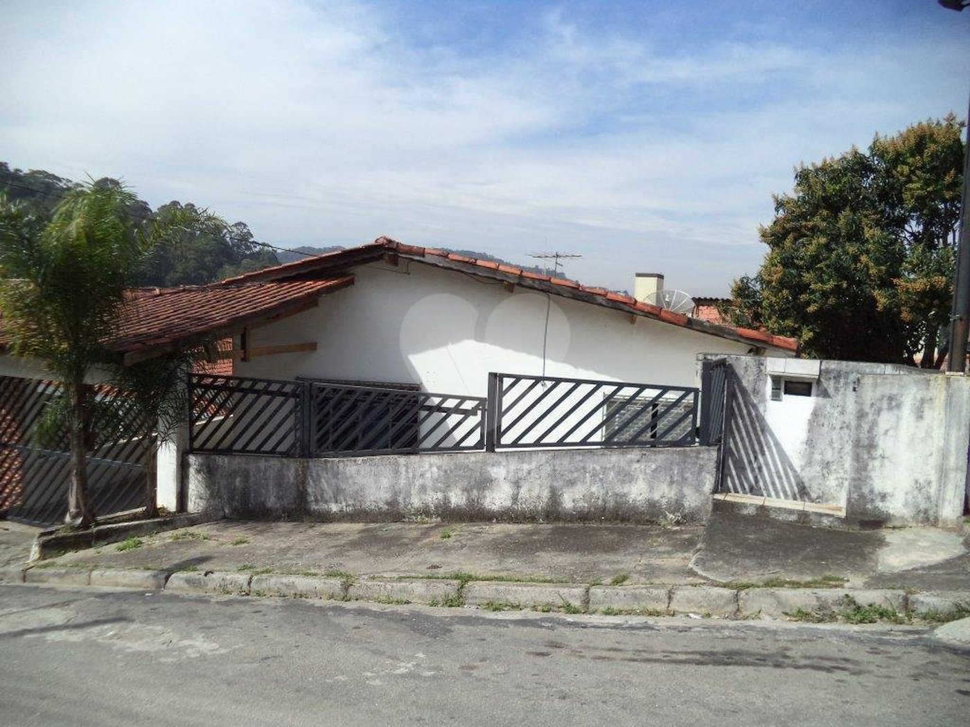 Sobrado à venda com 3 quartos, sendo 1 suíte, em Tremembé, São Paulo, SP