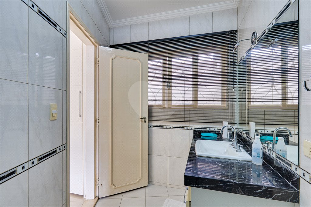 Casa de Vila à venda com 4 quartos, sendo 2 suítes, em Campo Grande, São Paulo, SP