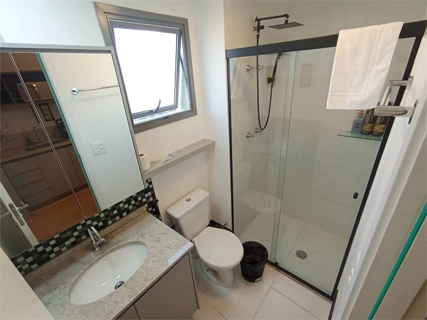 Apartamento à venda ou para alugar com 1 quarto em Pinheiros, São Paulo, SP