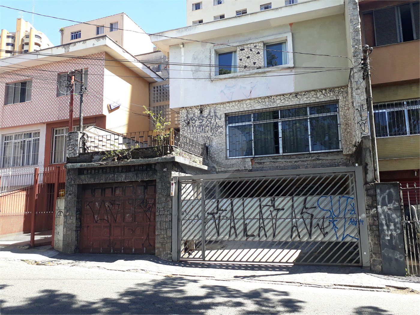 Sobrado à venda com 4 quartos, sendo 2 suítes, em Santana, São Paulo, SP