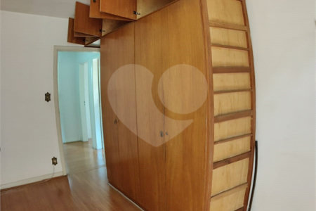 Casa à venda com 3 quartos em Instituto de Previdência, São Paulo, SP
