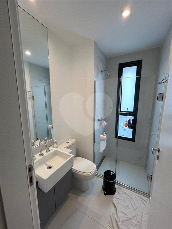 Apartamento à venda com 3 suítes em Jardim das Acácias, São Paulo, SP