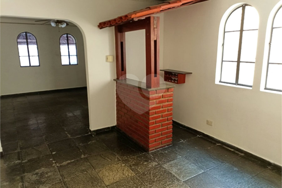 Sobrado à venda com 4 quartos, sendo 1 suíte, em Vila Nova Mazzei, São Paulo, SP