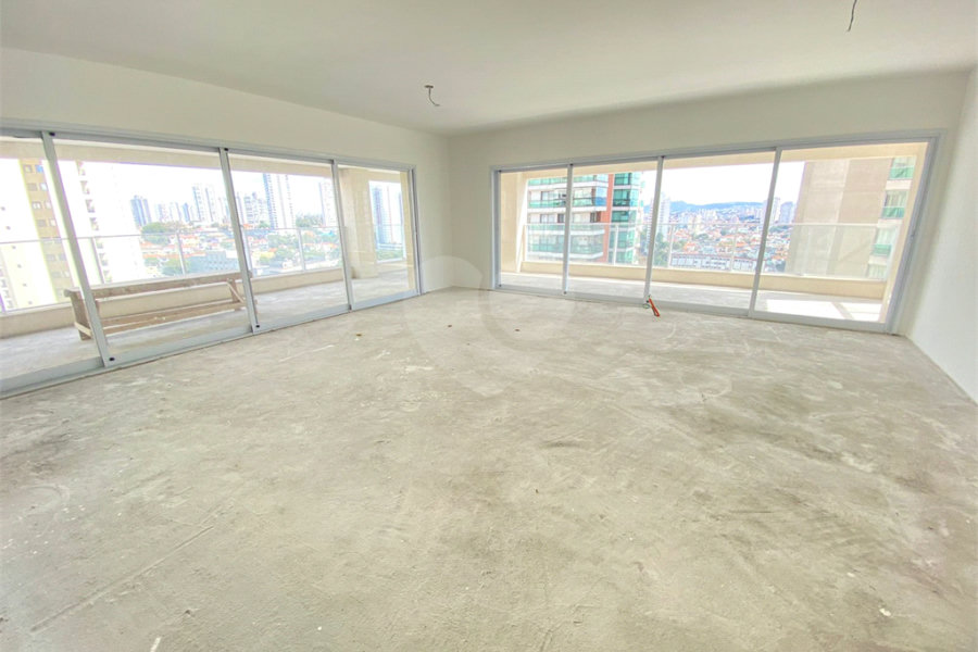 Apartamento à venda com 4 suítes em Santana, São Paulo, SP
