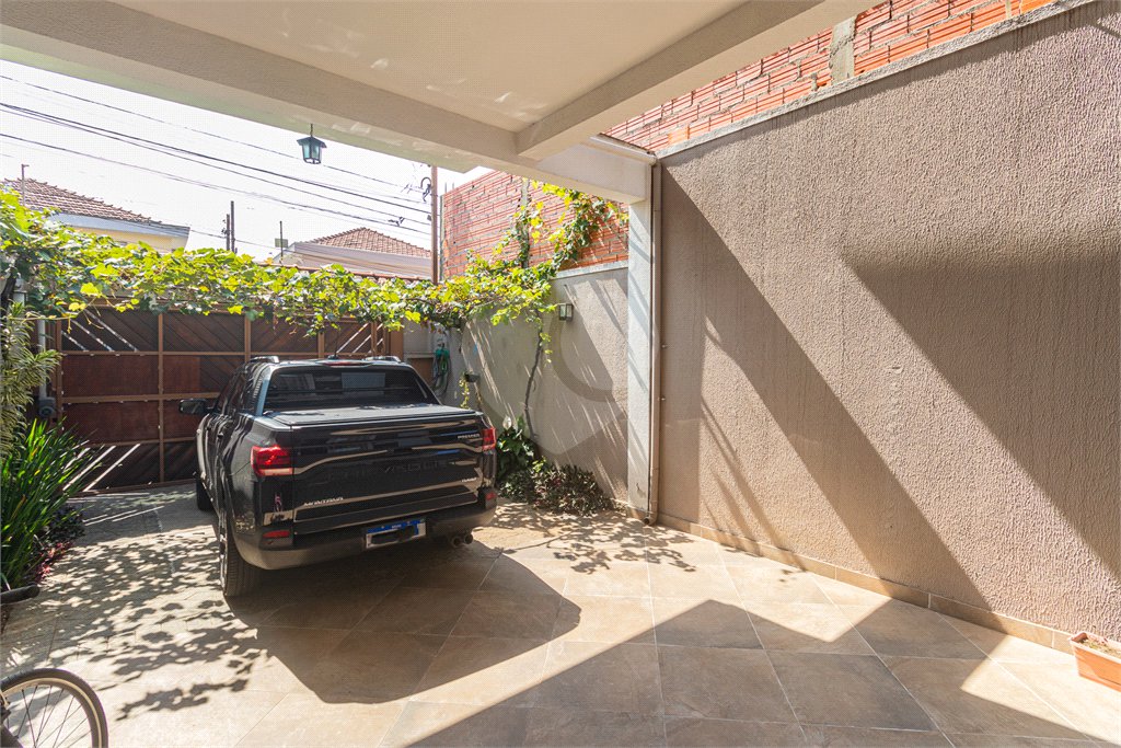 Casa à venda com 4 quartos, sendo 2 suítes, em Jardim Prudência, São Paulo, SP