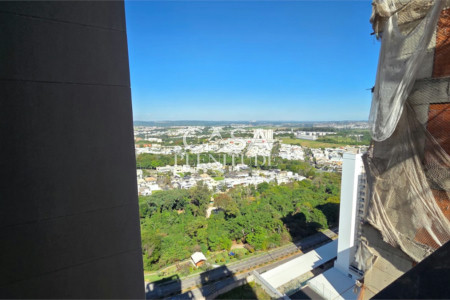Duplex à venda ou para alugar com 4 quartos, sendo 5 suítes, em Parque Campolim, Sorocaba, SP