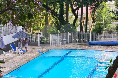 Casa à venda com 3 quartos, sendo 1 suíte, no condomínio Jconde de Irajá, São Paulo - SP