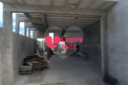 Casa à venda com 3 quartos, sendo 1 suíte,  no condomínio Reserva do Vale, Caçapava - SP
