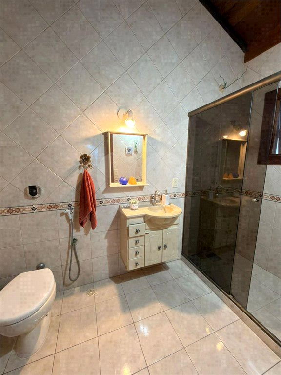 Casa à venda com 3 suítes em Portinho, Cabo Frio, RJ