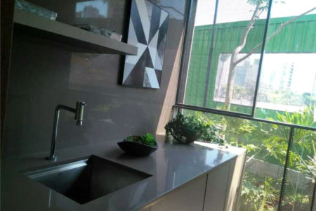 Apartamento à venda com 3 quartos, sendo 1 suíte, em Jardim das Acácias, São Paulo, SP