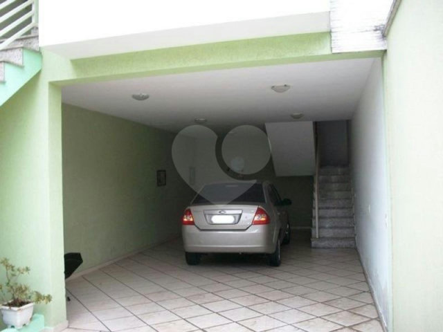 Sobrado à venda com 3 suítes em Parada Inglesa, São Paulo, SP