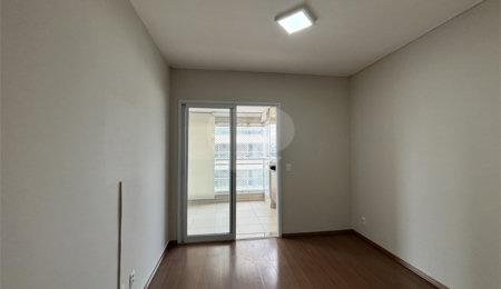 Apartamento para alugar com 3 quartos, sendo 1 suíte,  em Barra Funda, São Paulo, SP