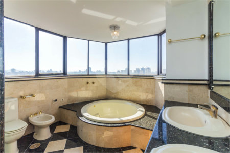 Duplex à venda com 1 quarto, sendo 3 suítes, em Vila Paulicéia, São Paulo, SP