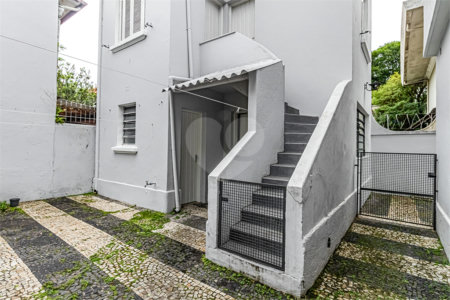 Casa à venda com 3 quartos, sendo 1 suíte, em Jardim Paulista, São Paulo, SP