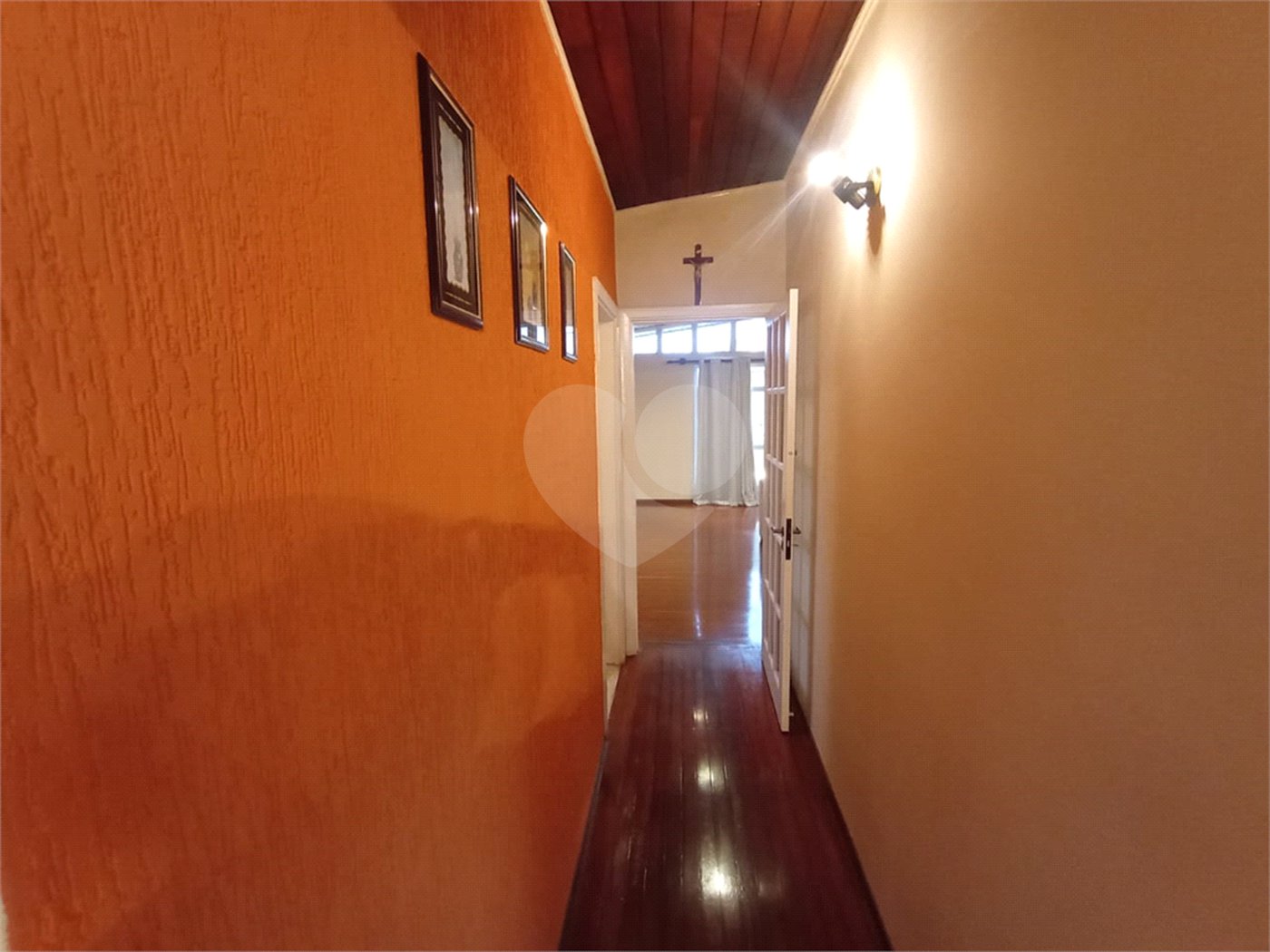 Casa à venda com 4 quartos, sendo 3 suítes,  no Centro, Itapetininga, SP