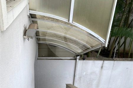 Sobrado à venda com 3 quartos, sendo 1 suíte, em Vila Lageado, São Paulo, SP