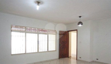 Casa Térrea à venda com 3 quartos, sendo 1 suíte,  em Santana, São Paulo, SP