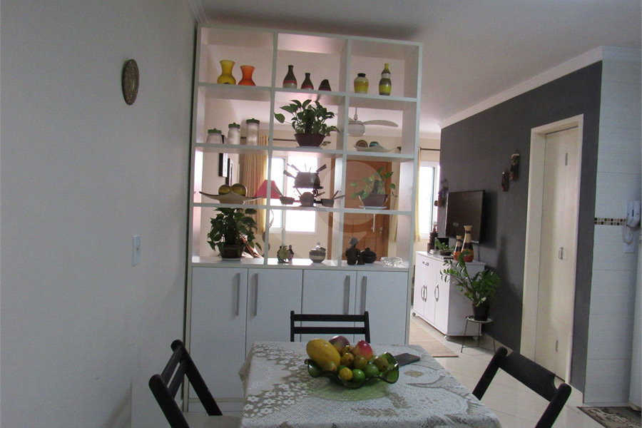 Casa à venda com 2 suítes no condomínio Real Residencial Julia, São Paulo - SP