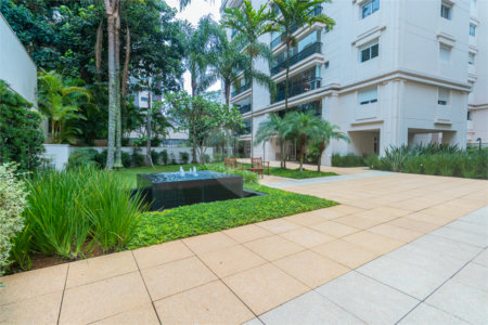 Apartamento à venda com 2 suítes em Alto da Boa Vista, São Paulo, SP