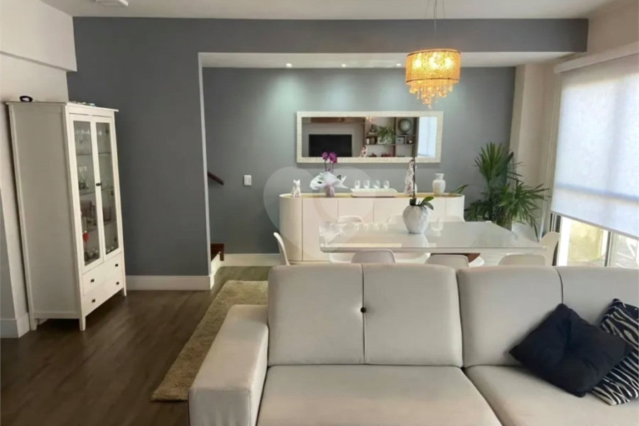 Casa à venda com 3 quartos, sendo 1 suíte, no condomínio Villas de São Francisco I, São Paulo - SP