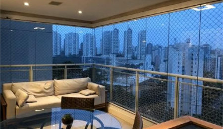Apartamento à venda com 3 quartos, sendo 2 suítes,  em Vila Andrade, São Paulo, SP