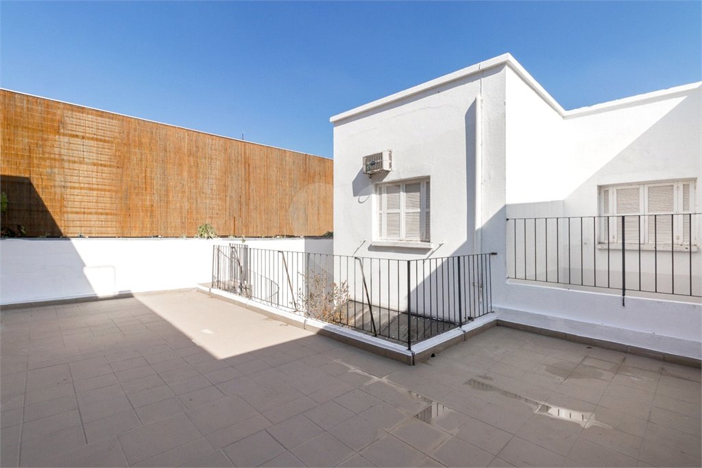 Casa à venda com 3 quartos, sendo 1 suíte,  em Pinheiros, São Paulo, SP