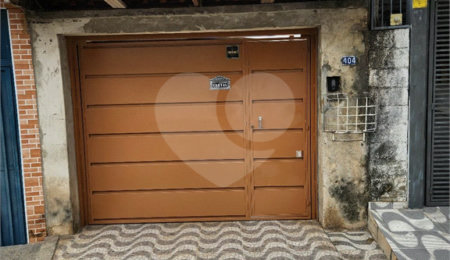 Sobrado à venda com 3 quartos no Brasilândia, São Paulo, SP