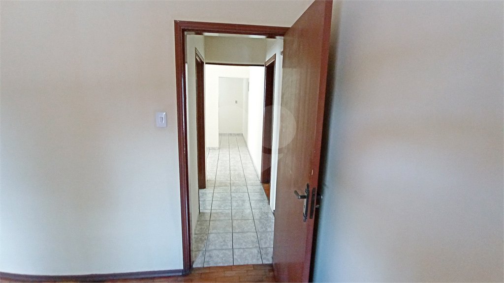 Casa à venda com 3 quartos em Vila Santana, Valinhos, SP