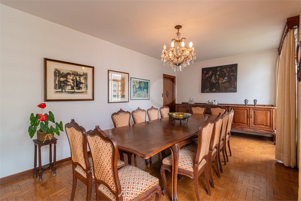Apartamento à venda com 3 quartos, sendo 1 suíte, em Jardim Paulista, São Paulo, SP