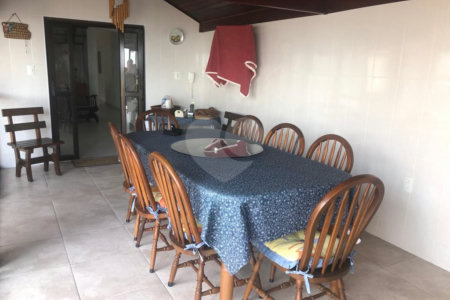 Duplex à venda com 5 quartos, sendo 4 suítes, em Aviação, Praia Grande, SP