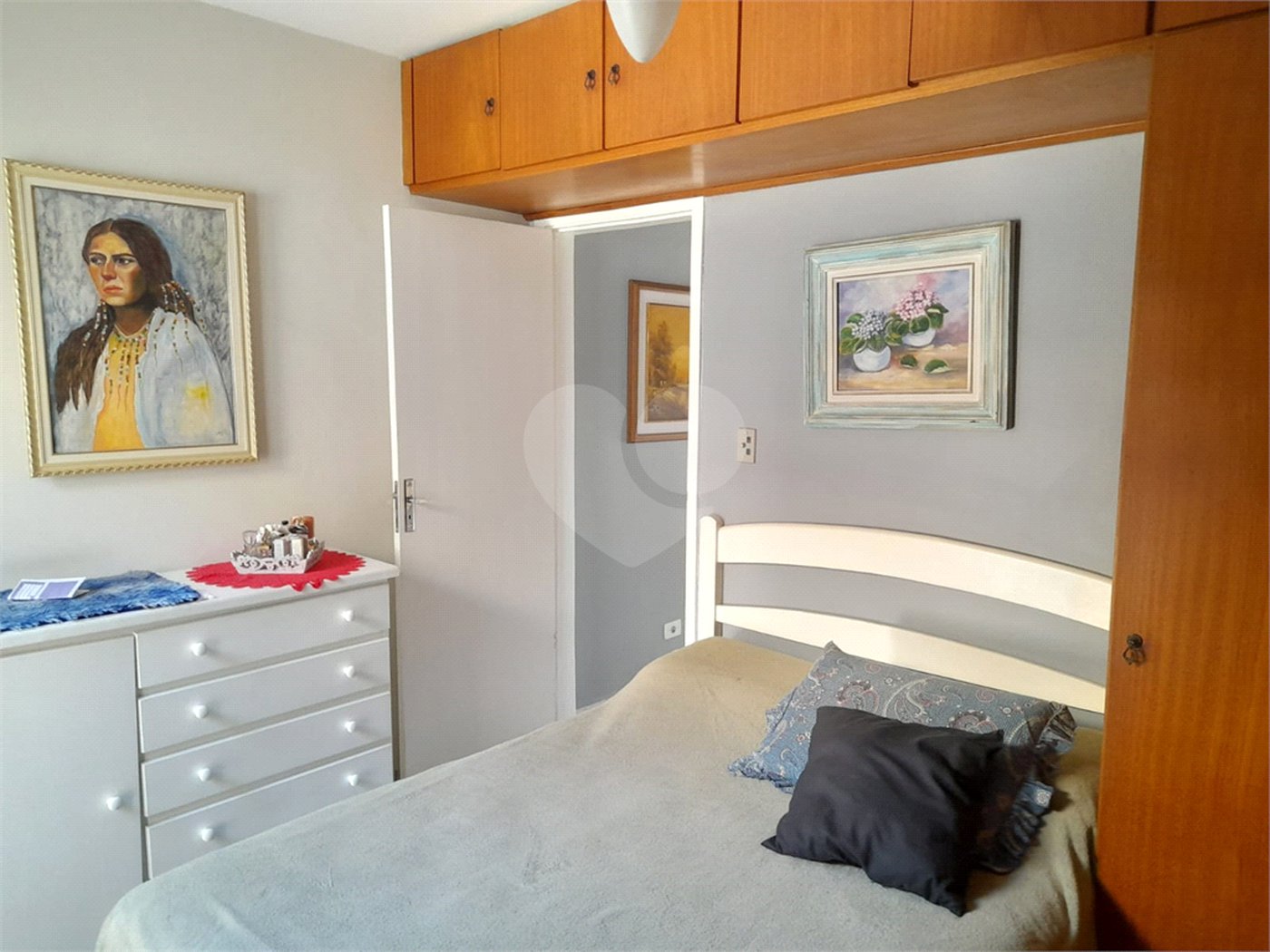 Sobrado à venda com 3 quartos, sendo 1 suíte, em Jardim Caravelas, São Paulo, SP