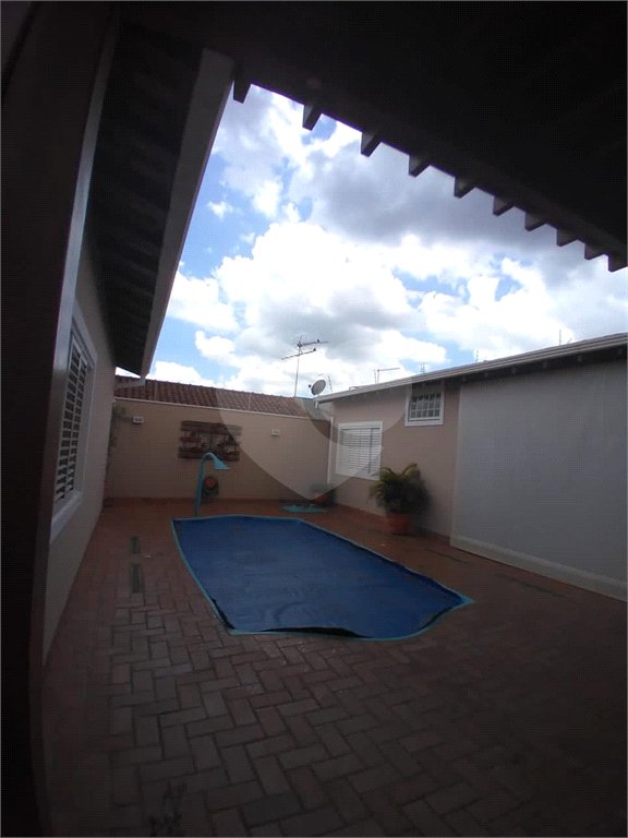 Casa à venda com 4 quartos, sendo 2 suítes, em Jardim Adalgisa, Araraquara, SP