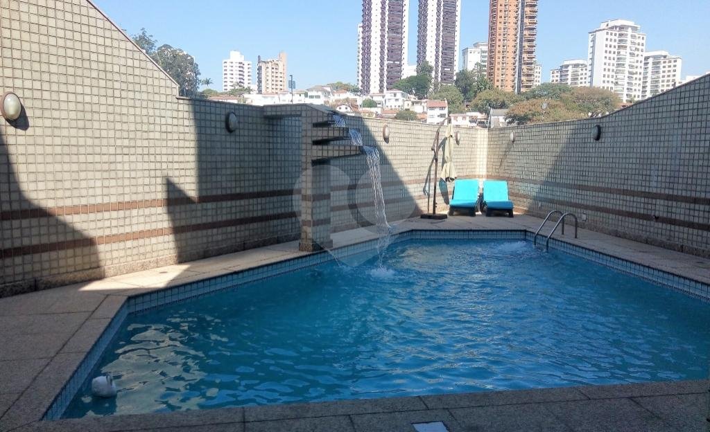 Sobrado à venda com 7 quartos, sendo 6 suítes, em Jardim Franca, São Paulo, SP