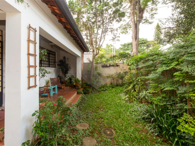 Casa à venda com 3 quartos, sendo 1 suíte,  em Alto da Boa Vista, São Paulo, SP