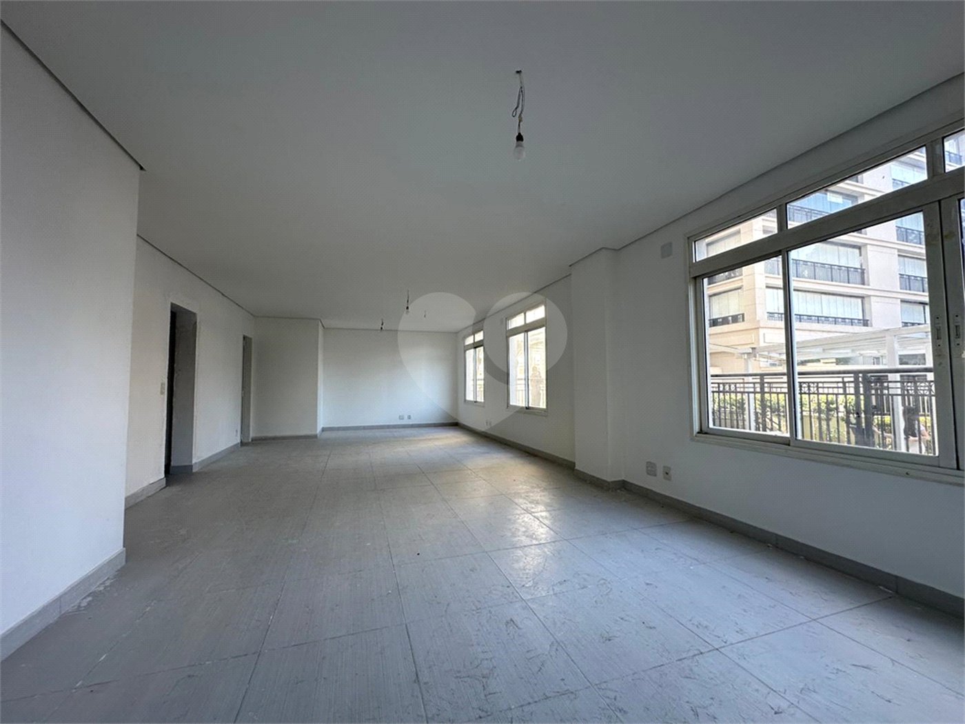 Apartamento à venda com 5 suítes em Santana, São Paulo, SP