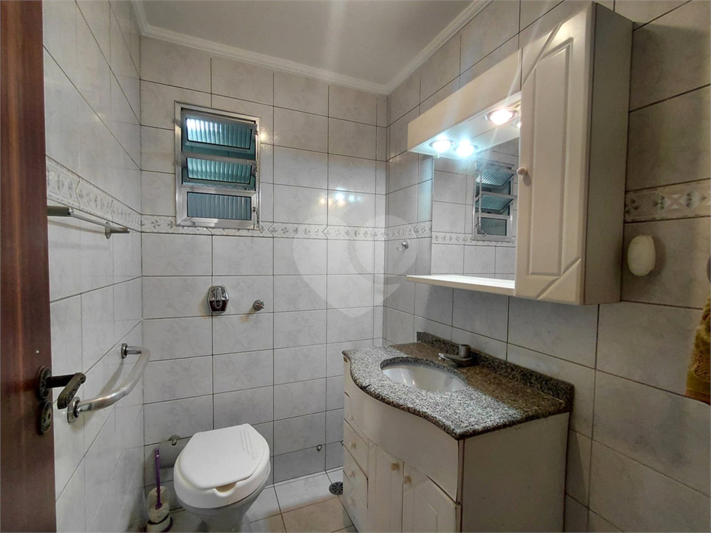 Apartamento à venda com 2 quartos, sendo 1 suíte, em Água Branca, São Paulo, SP
