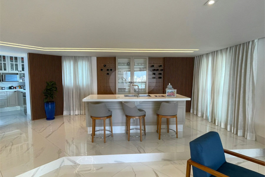 Apartamento à venda com 4 quartos, sendo 2 suítes, em Santana, São Paulo, SP