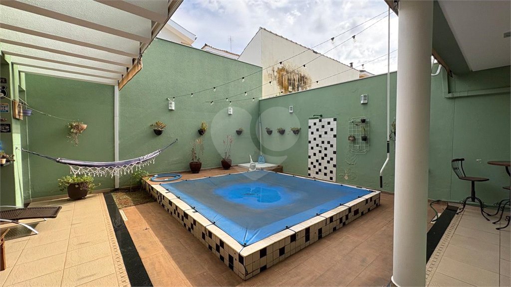 Casa à venda com 3 suítes no condomínio Residencial Villa dos Inglezes, Sorocaba - SP