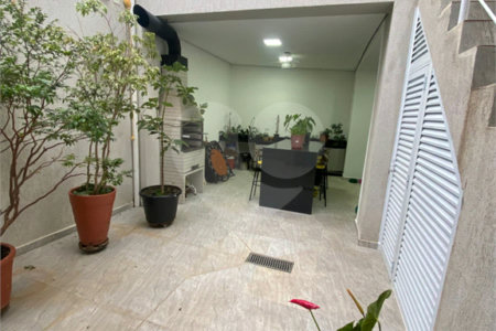 Sobrado à venda com 3 quartos, sendo 1 suíte, em Jardim Petrópolis, São Paulo, SP
