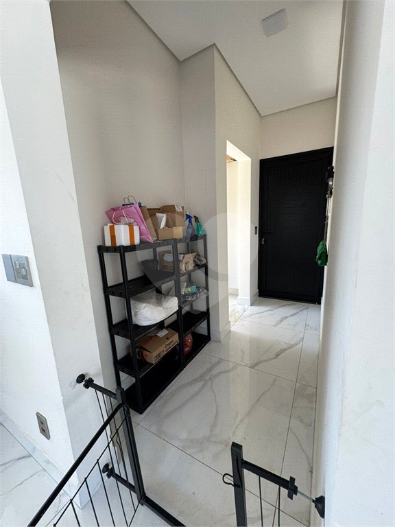 Casa à venda com 3 suítes no condomínio Reserva Central Parque, Salto - SP