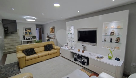 Casa à venda com 3 quartos, sendo 1 suíte,  em Santana, São Paulo, SP
