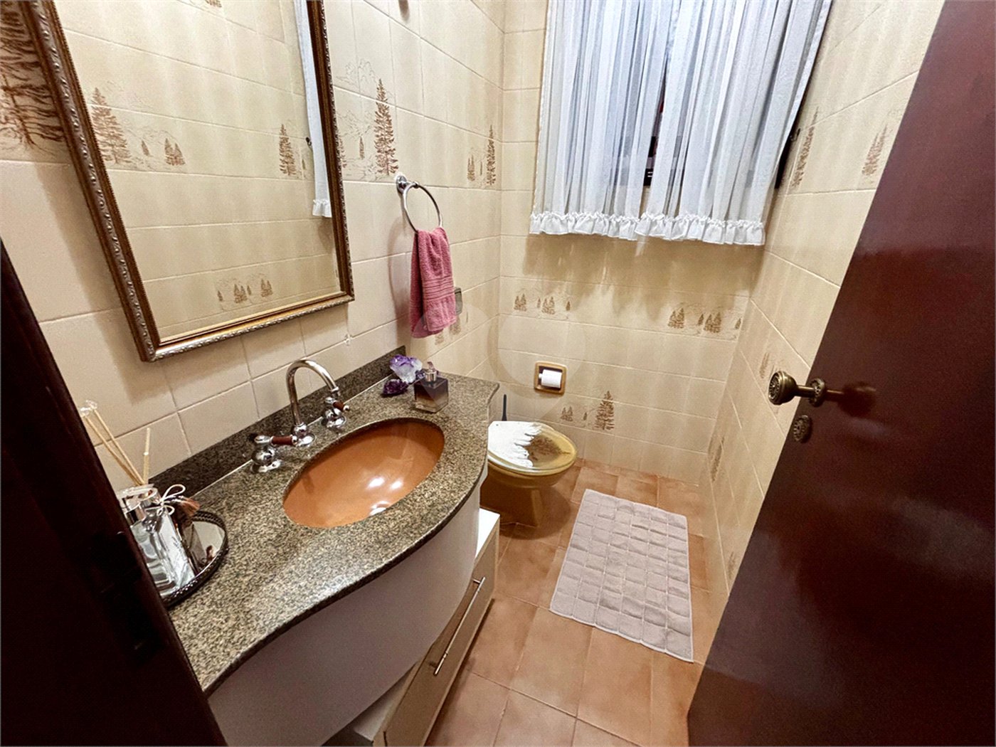 Sobrado à venda com 4 quartos, sendo 2 suítes, em Jardim Franca, São Paulo, SP